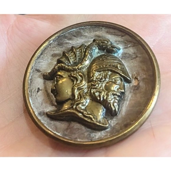 Vintage Roman Pictoral Shank Button Minerva And Jupiter Molded Pewter Wood Back - Picture 2 of 5